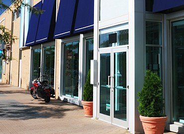 RETAIL.STOREFRONT.IMAGE
